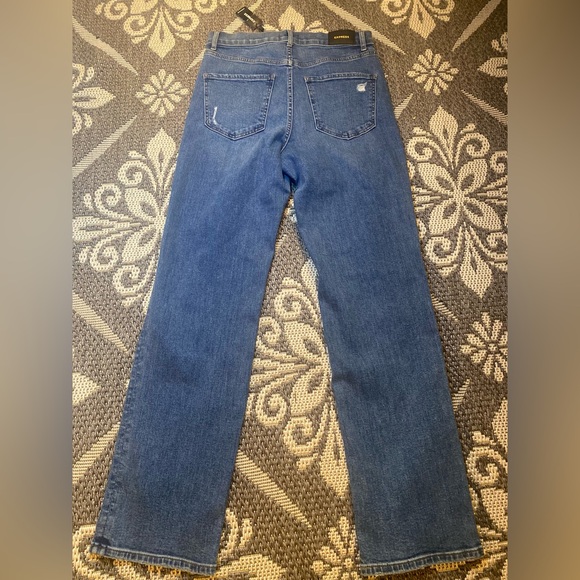 💙NEVER WORN | Express Modern Straight Super High Rise Jeans | Size 4R - Picture 7 of 12